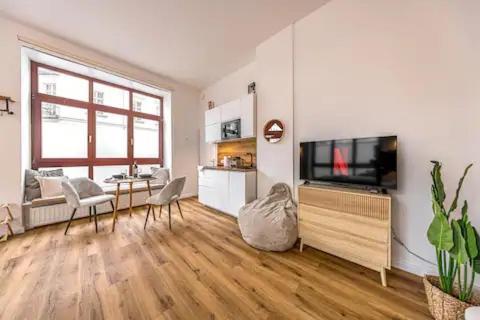 Ruhige Und Stilvolle Wohnung Am Clara-Zetkin-Park Leipzig Exterior photo